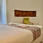 Alameda Apartment