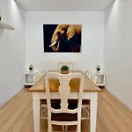 Alameda Apartment